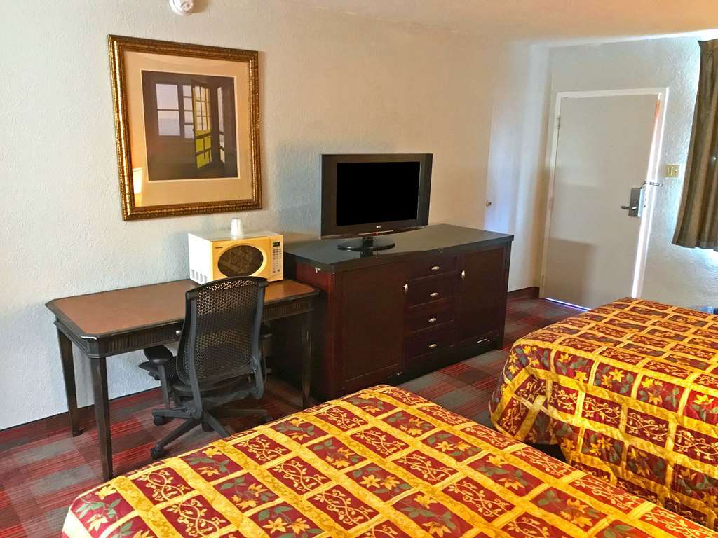 Americas Best Value Inn Richmond South Bellwood Habitación foto