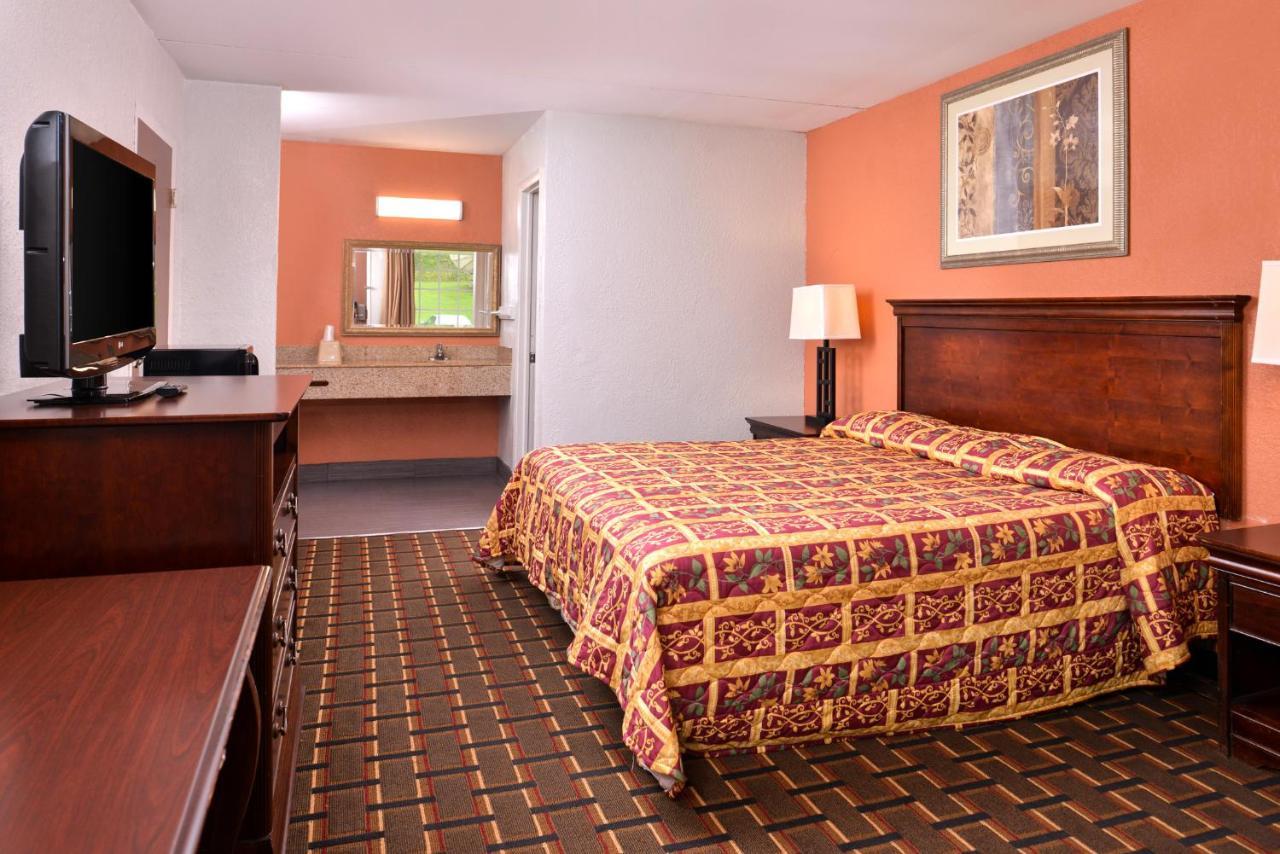 Americas Best Value Inn Richmond South Bellwood Exterior foto