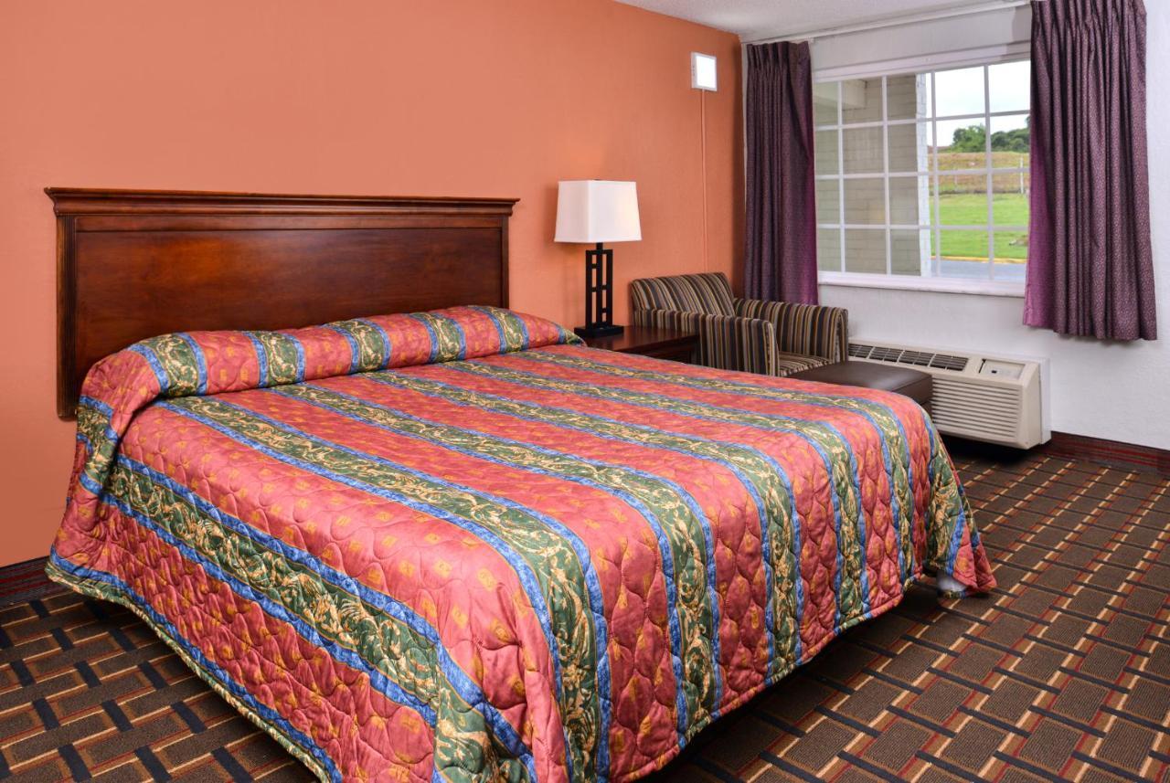Americas Best Value Inn Richmond South Bellwood Exterior foto